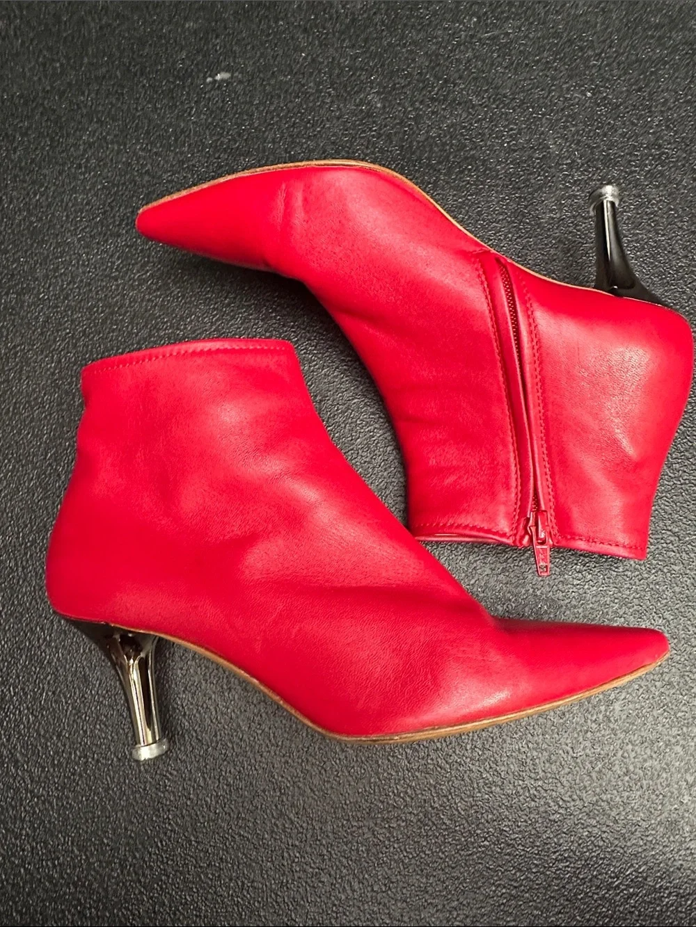 AGL Attilio Giusti Leombruni red leather ankle boots 38.5